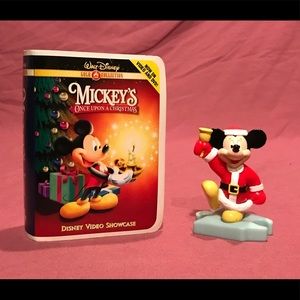 McDonald’s Disney happy meal toy-Mickey’s Once Upon a Christmas from 2000
